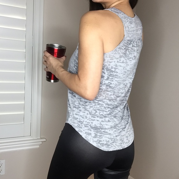 Starbucks yoga girl top. - Picture 2 of 7